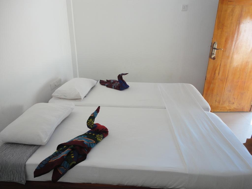 Yoho Hotel Arugambay Beach Inn Arugam Bay Zimmer foto